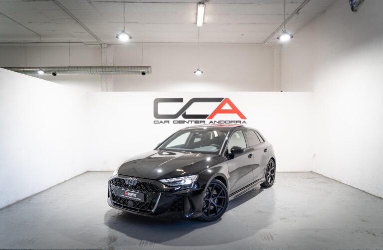 AUDI RS3 8Y