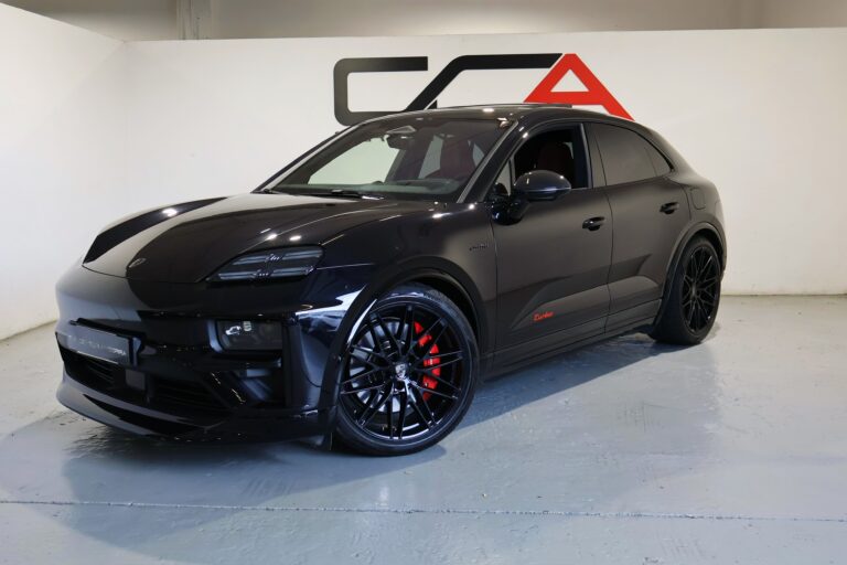 PORSCHE  MACAN ELECTRIC